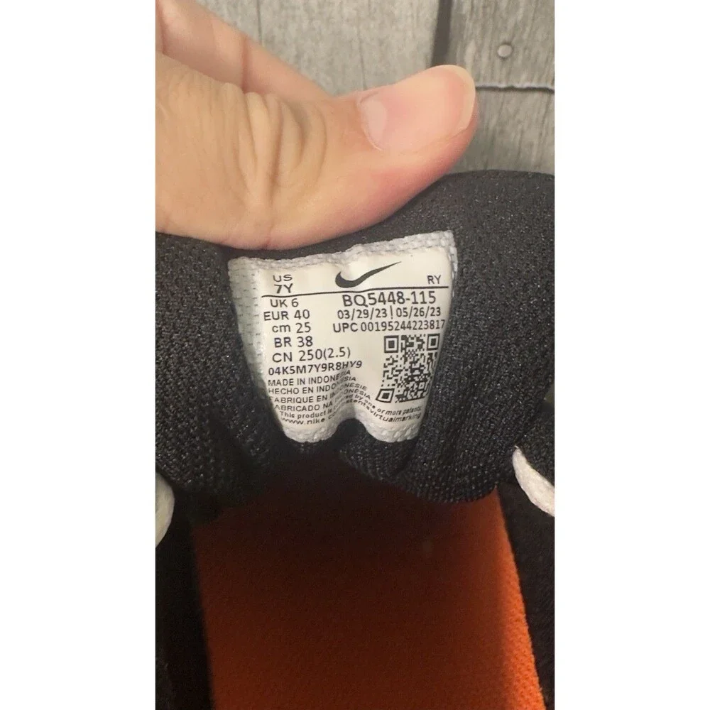 Nike new women